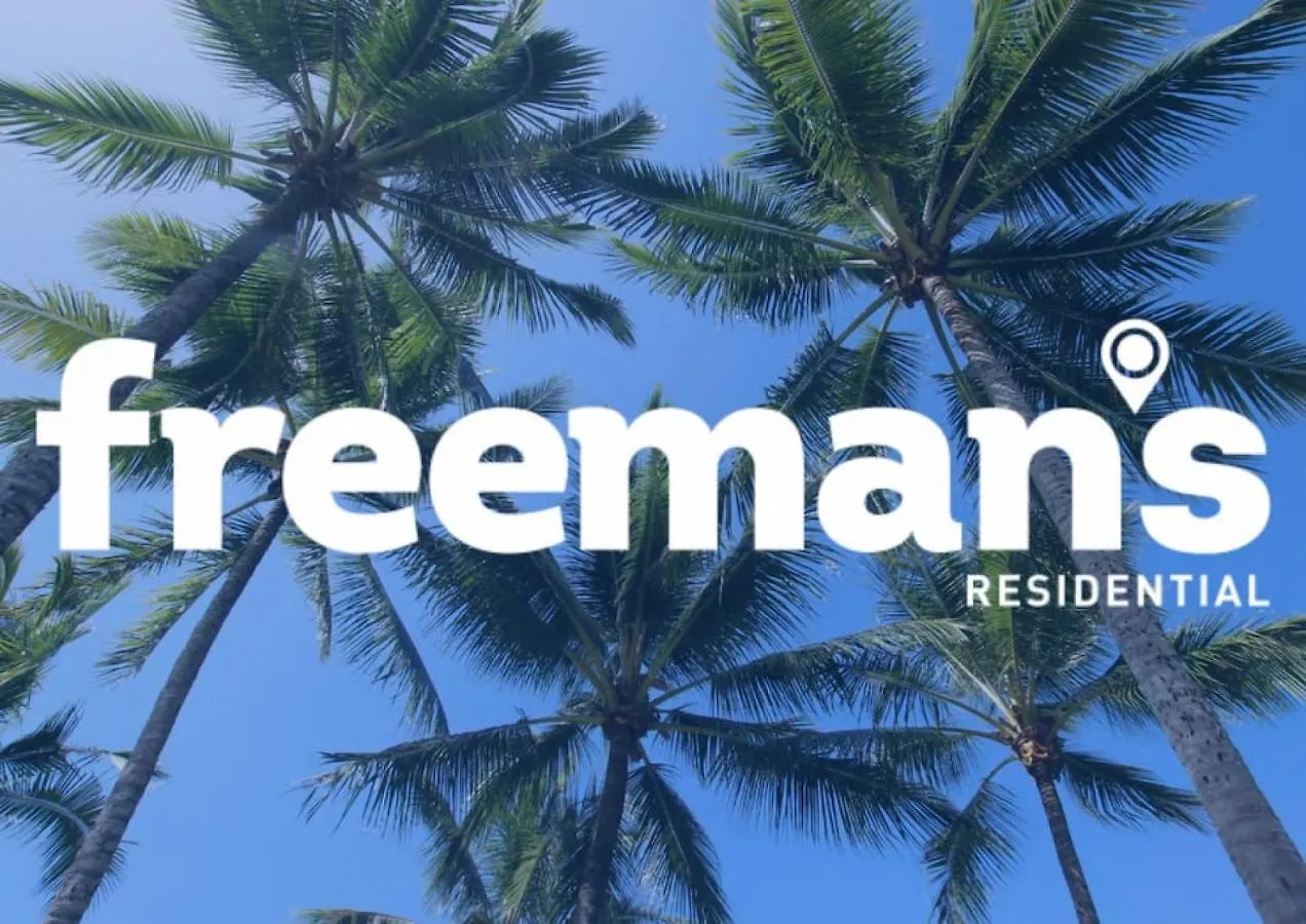 Pool View City Centre Apartment 206 Cairns